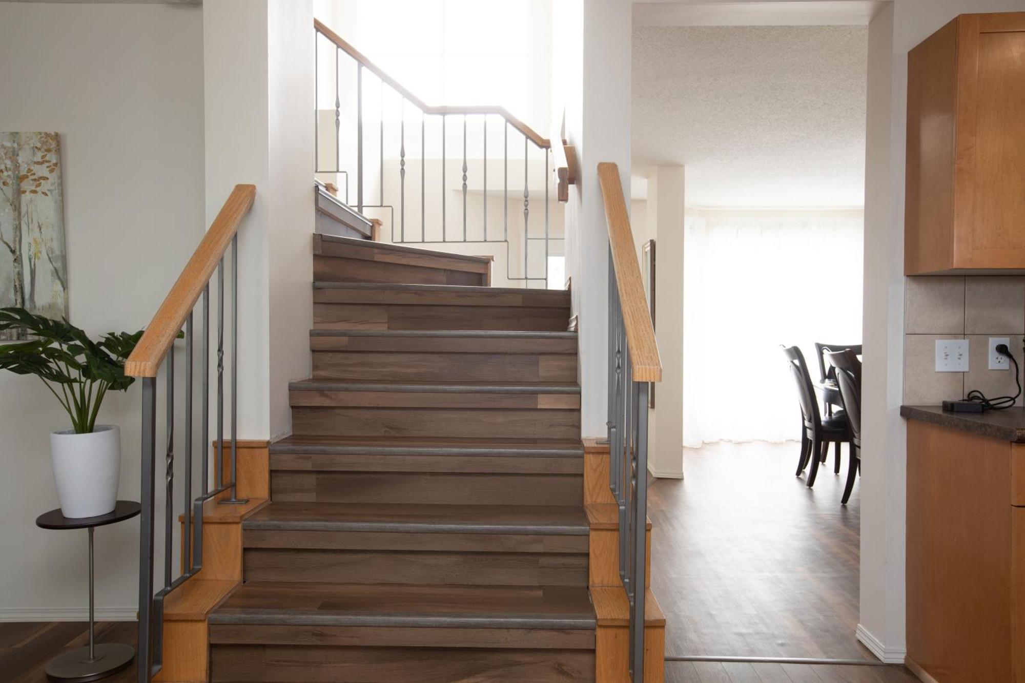 Elegant 6 Bedroom House Near U Of Manitoba Winnipeg Exterior photo